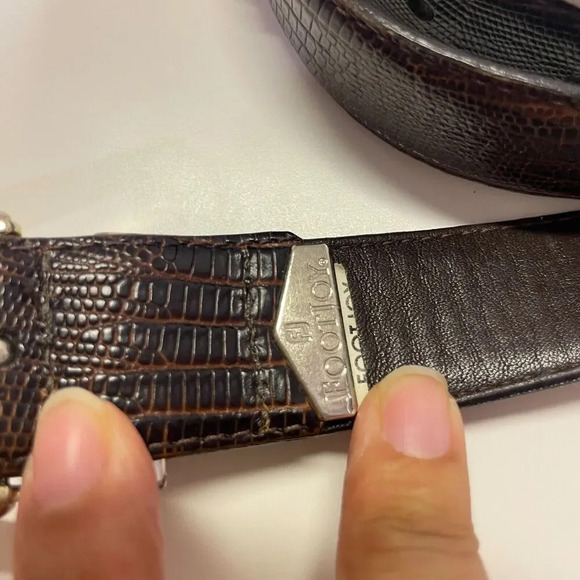 FootJoy Brown Leather Golf Belt Silver Buckle Embossed Croc Pattern Adjustable - Picture 3 of 8